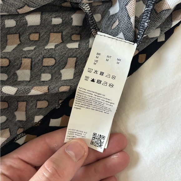 Boss Men's Black and Brown Graphic Polo size M - Picture 8 of 8